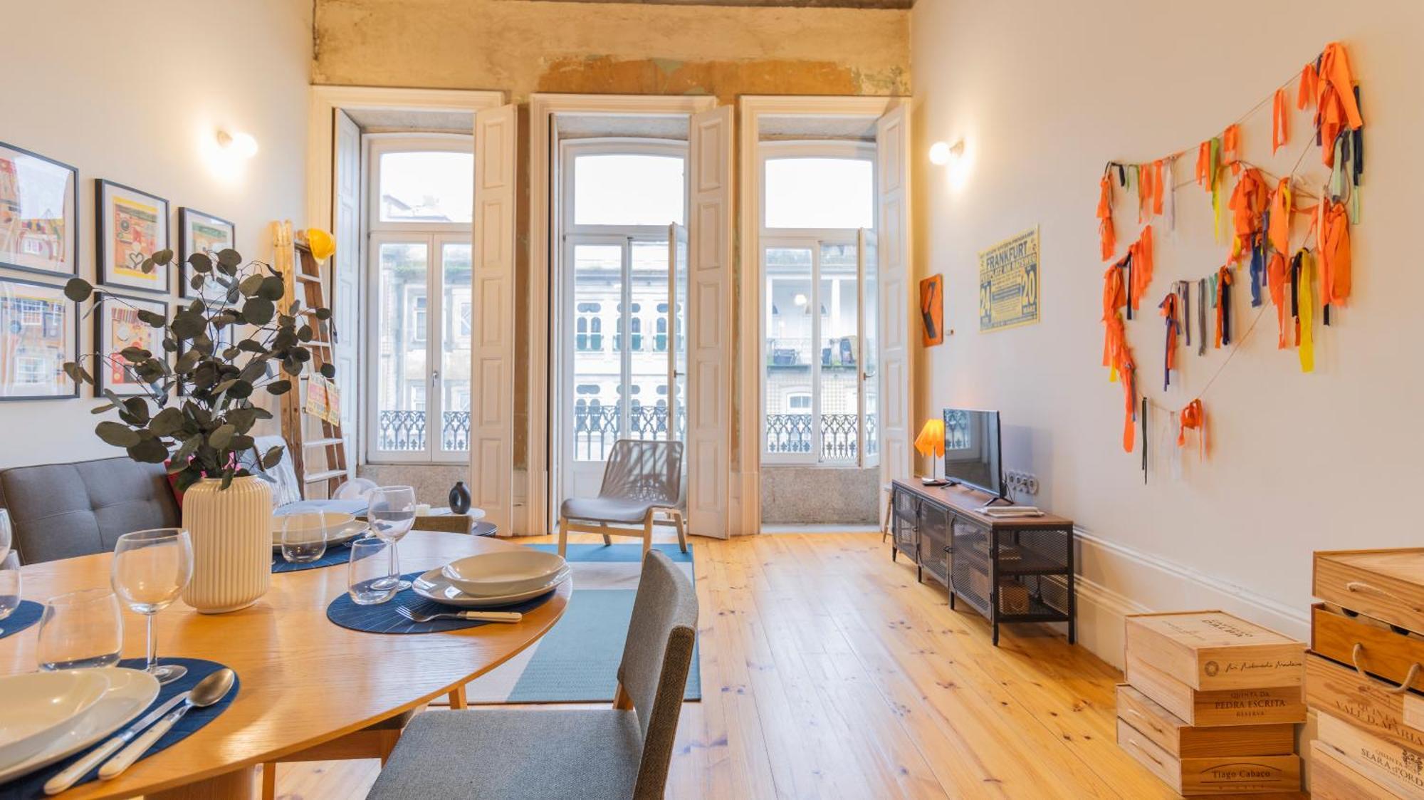 Eccentric Mouzinho Mezzanine By Lovelystay Apartament Porto